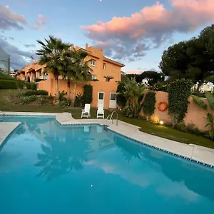 Deluxe In Royal Cabopino Townhouse Quarto em Acomodações Particulares